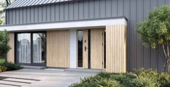 Stiklintos lauko durys  – ar saugu?