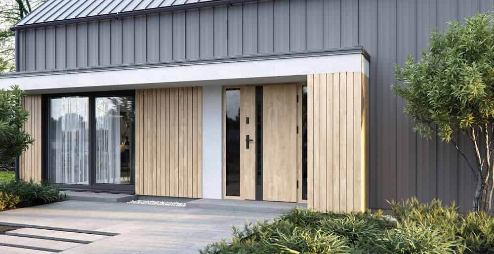 Stiklintos lauko durys  - ar saugu?